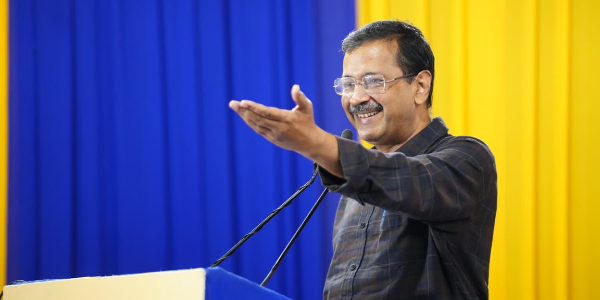 Delhi LG Writes Letter to Arvind Kejriwal Criticising Him for Air Pollution