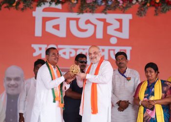 West Bengal: Amit Shah to meet newly elected party MLAs in Kolkata to elect legislative leader today