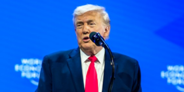 Trump Says Arctic Deal Could Resolve Greenland Row