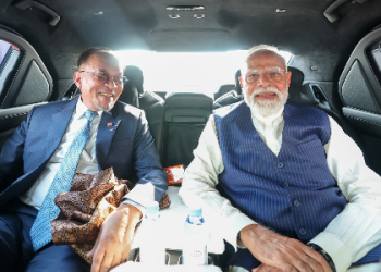 PM Modi arrives in Kuala Lumpur, welcomed by Malaysian counterpart Anwar Ibrahim at airport