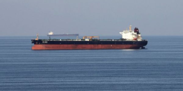 Oil Prices Cross $100 per Barrel for First Time in Over Three Years Amid Iran War