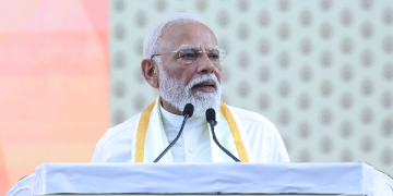 PM Modi assures Help for Indians in Gulf, Slams Congress