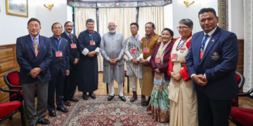PM interacts with Padma Awardees and distinguished personalities in Gangtok