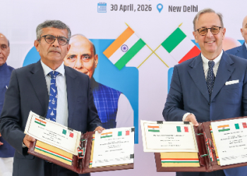 Raksha Mantri holds bilateral talks with Italian Defence Minister in New Delhi