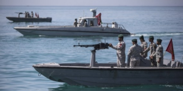 Iran tensions rise over Hormuz Strait
