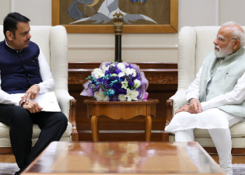 Chief Minister of Maharashtra meets Prime Minister