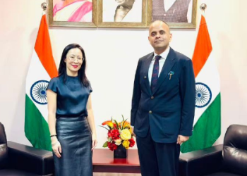 Pulitzer Winner Engen Tham Meets India’s Consul General in Shanghai, Discusses India Growth Story