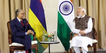 PM Modi Meets Mauritius PM in Seychelles