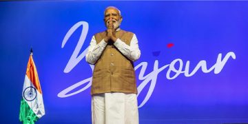 PM Modi Addresses Indian Diaspora in Paris