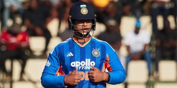 India Beat Zimbabwe, Take 1-0 Series Lead