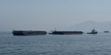 Iran, Oman near deal to reopen Strait of Hormuz