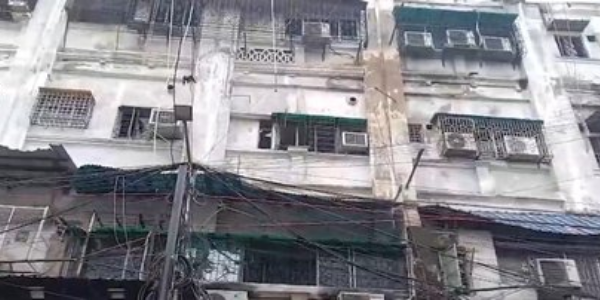 Massive Kolkata hotel fire leaves 9 dead, 6 injured