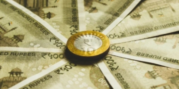 Direct Tax collection surges 23.09% to ₹8.11 lakh crore