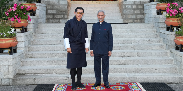 EAM Jaishankar meets Bhutanese King in Thimphu