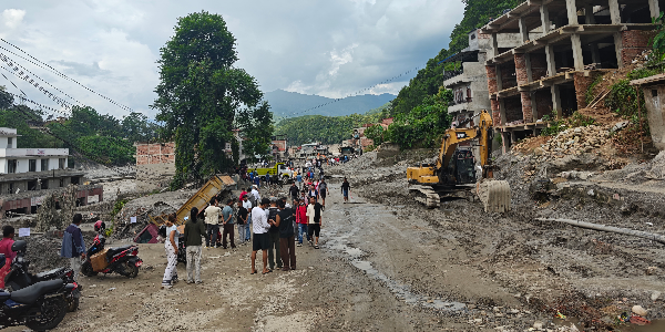 Nepal Flood death toll hits 1,366, Earthquake hits Mustang