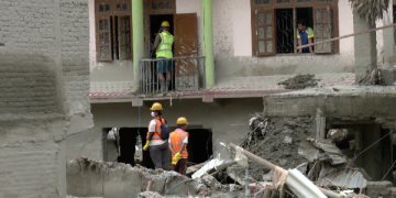 Nepal Floods: Death toll crosses 1000 as rescue ops continue