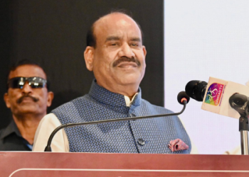 LS Speaker pays tribute to Company Quartermaster Havildar Abdul Hamid on his martyrdom day