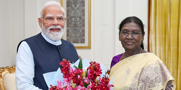 President Murmu extends birthday greetings to PM Modi