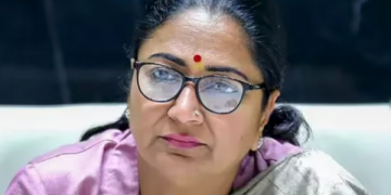 Delhi CM Rekha Gupta Orders Magisterial Inquiry into Satya Niketan Building Collapse