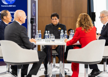 Piyush Goyal addresses roundtable at Berlin Global Dialogue